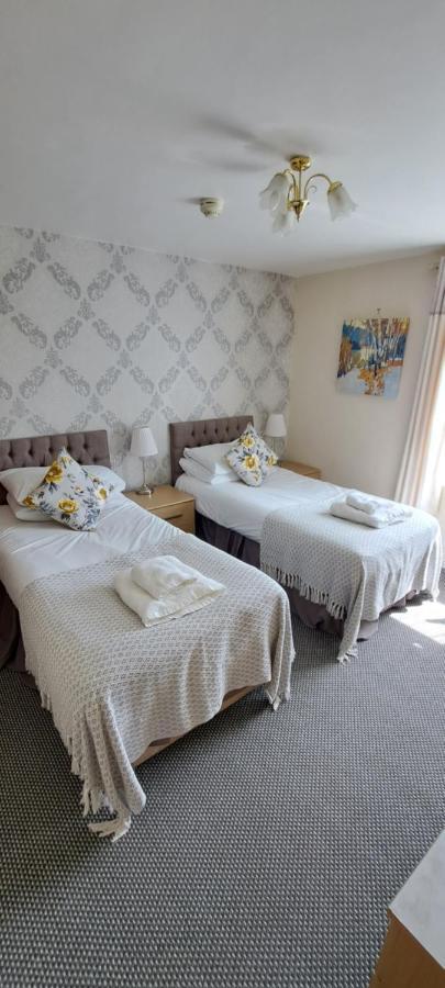 The Paddocks Hotel Симъндс Ят Екстериор снимка