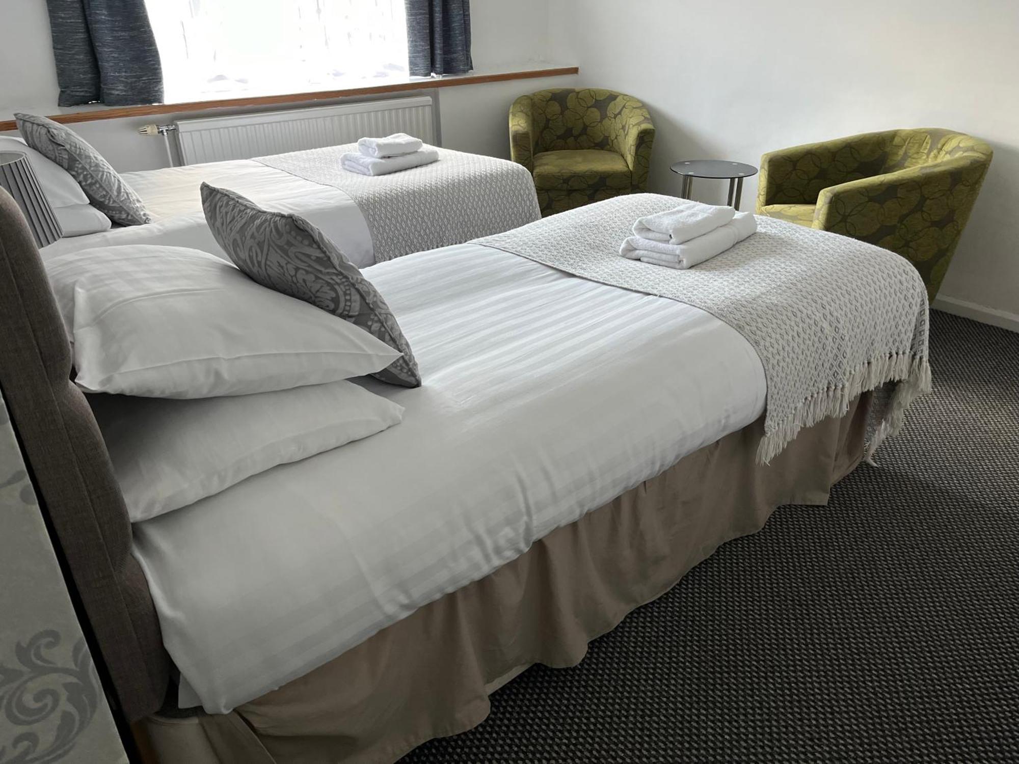 The Paddocks Hotel Симъндс Ят Екстериор снимка