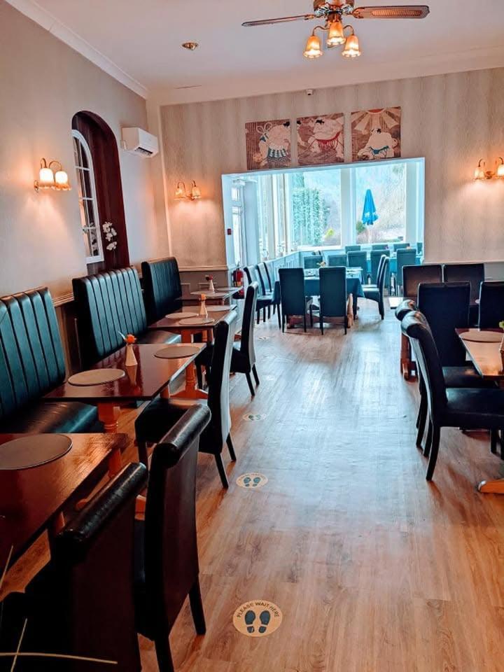 The Paddocks Hotel Симъндс Ят Екстериор снимка